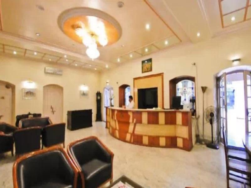 Ritz 3* Pune